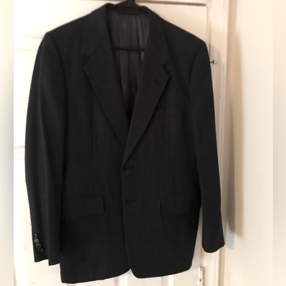 Tom James custom tailored suit jacket